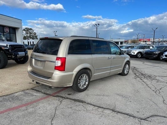 2015 Chrysler Town & Country Touring-L in Charlotte, SC - Fort Mill Hyundai